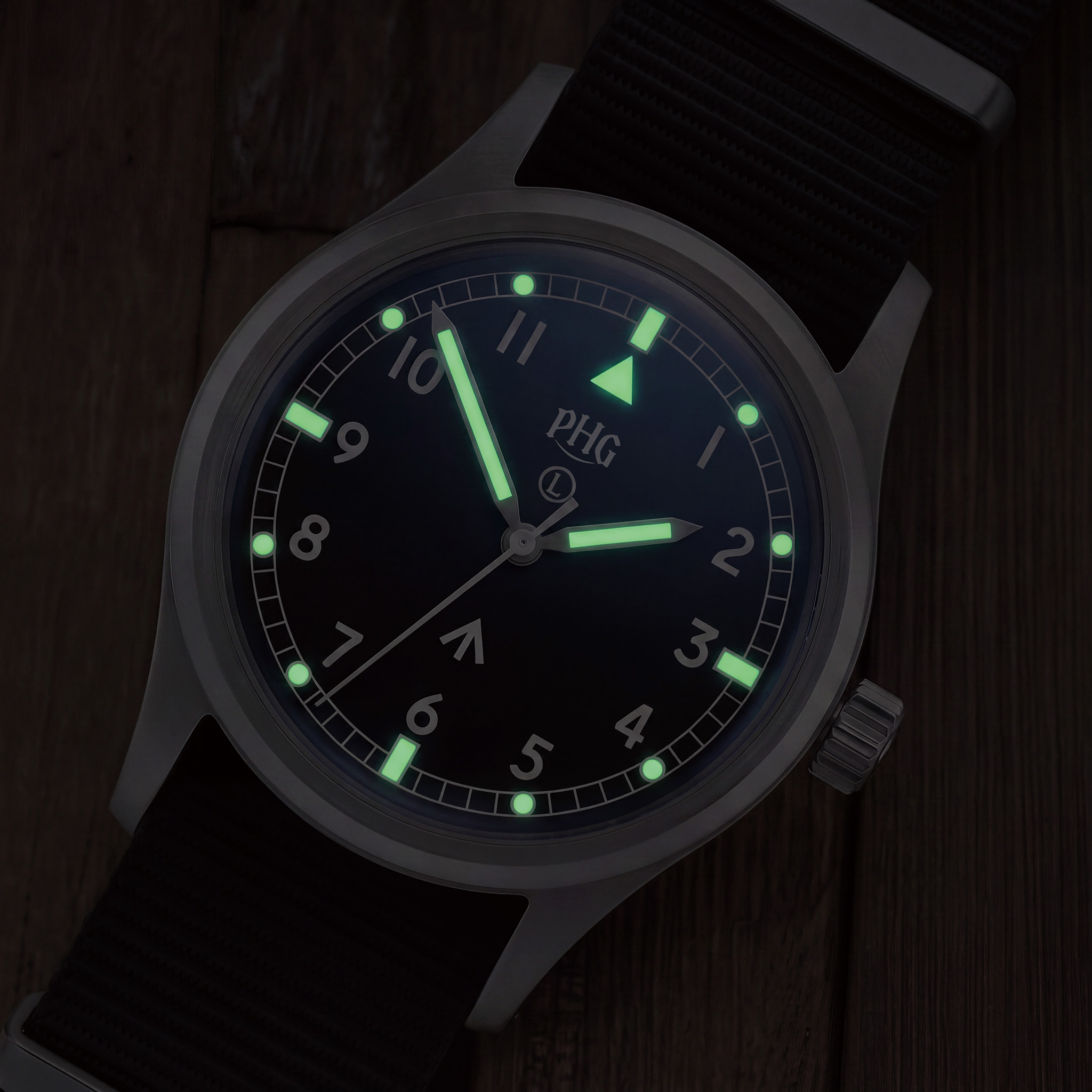 PHG W10‑1967 Vintage Militair  - Tropic Strap Vintage recensie en prijs
