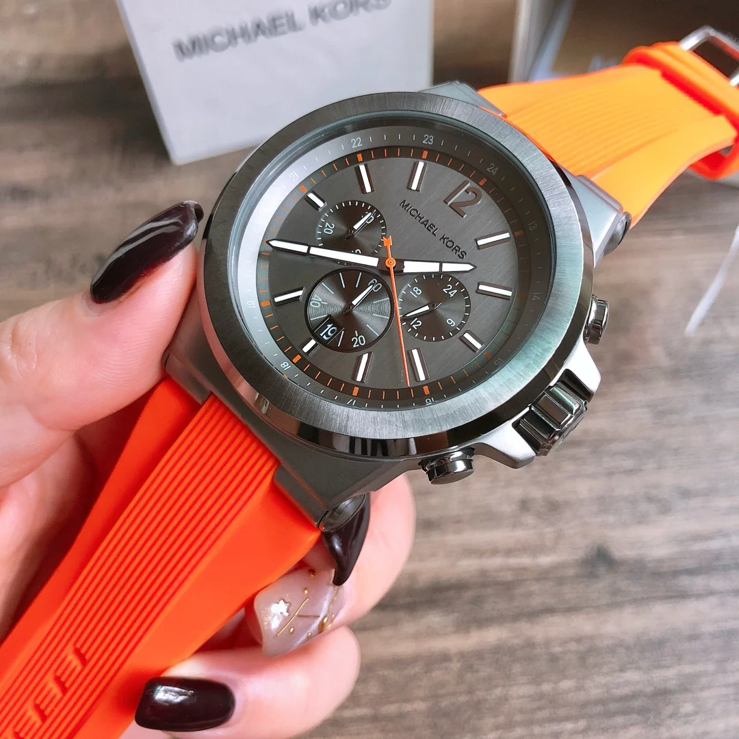 Michael Kors herenhorloge van  - Stainless Bracelet Diver recensie en prijs