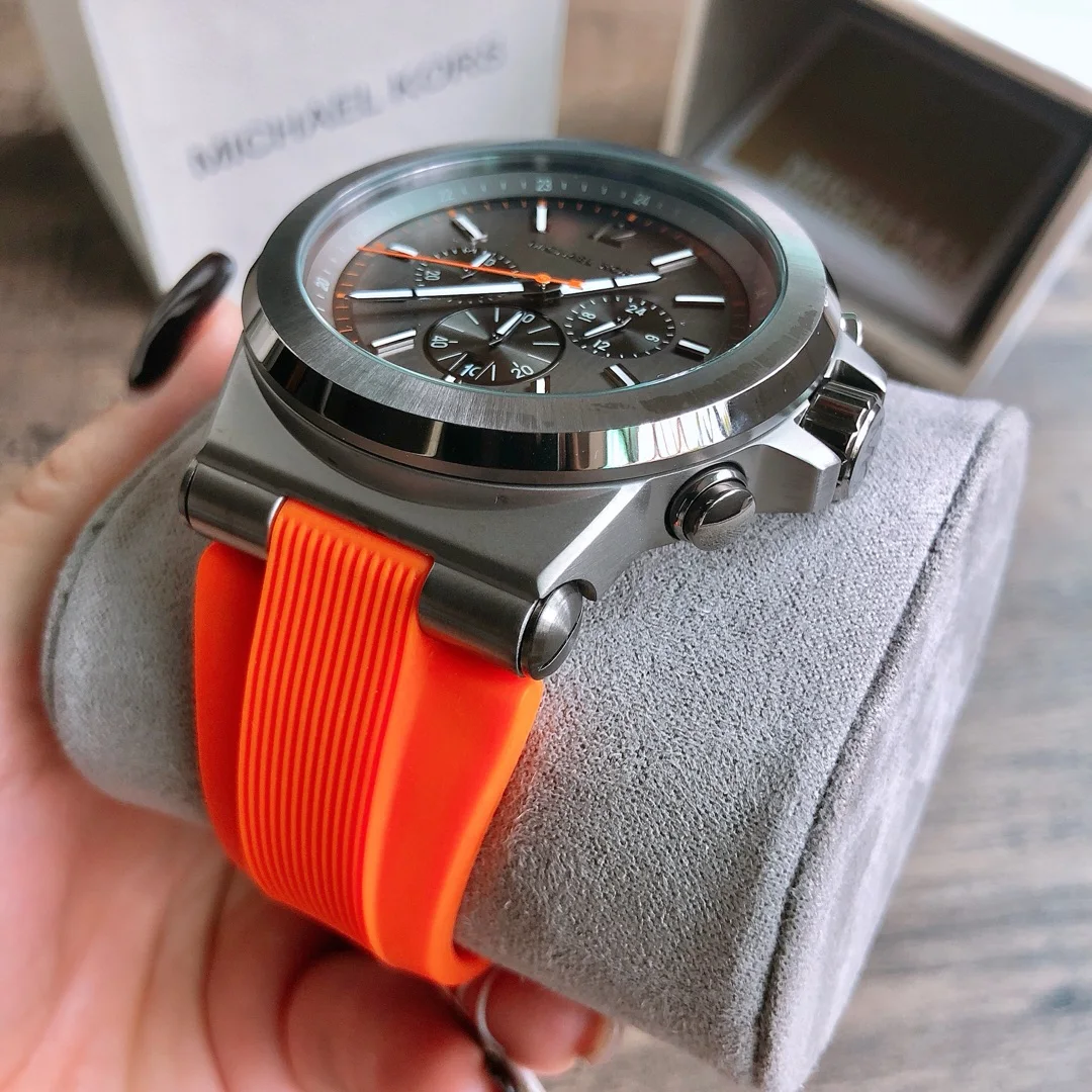 Michael Kors herenhorloge van  - Stainless Bracelet Diver recensie en prijs